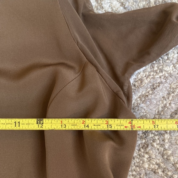 Fine Vintage Vera Wang 100% Silk Dress 6 - Picture 16 of 16